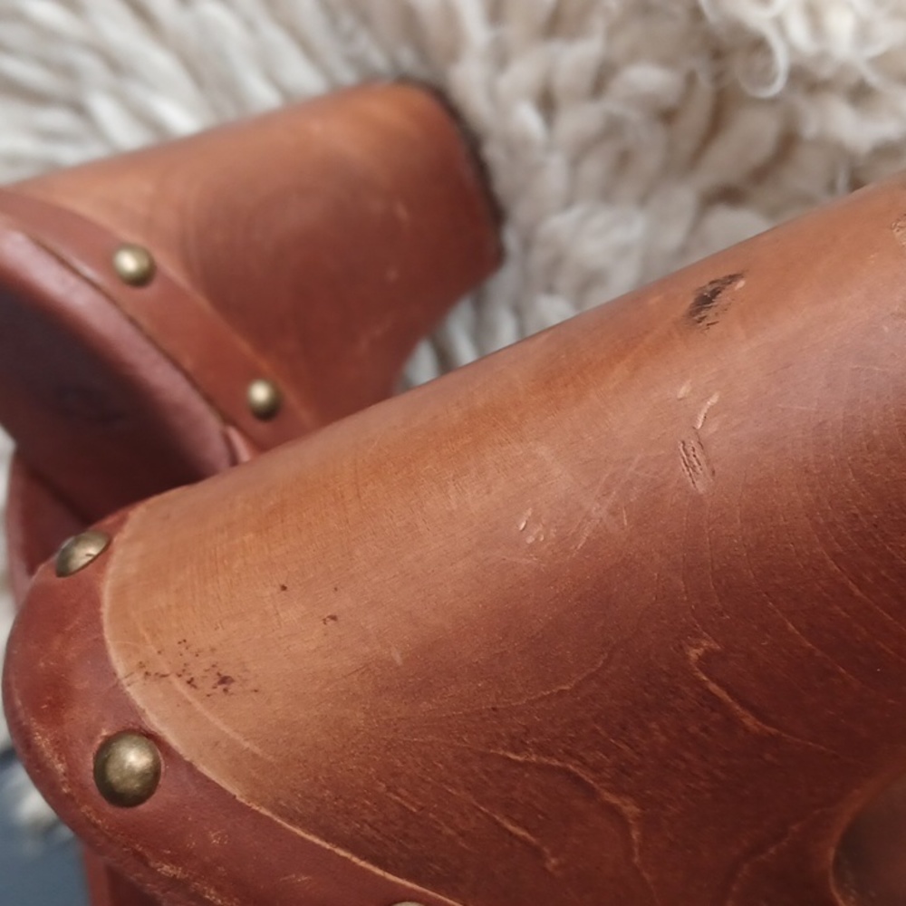 Ugg Clogs - image 8